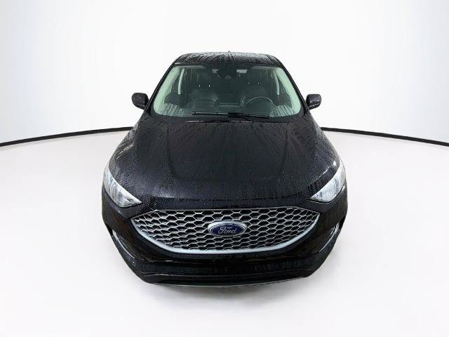 Certified 2023 Ford Edge SEL w/ Convenience Package AWD/4WD image 2
