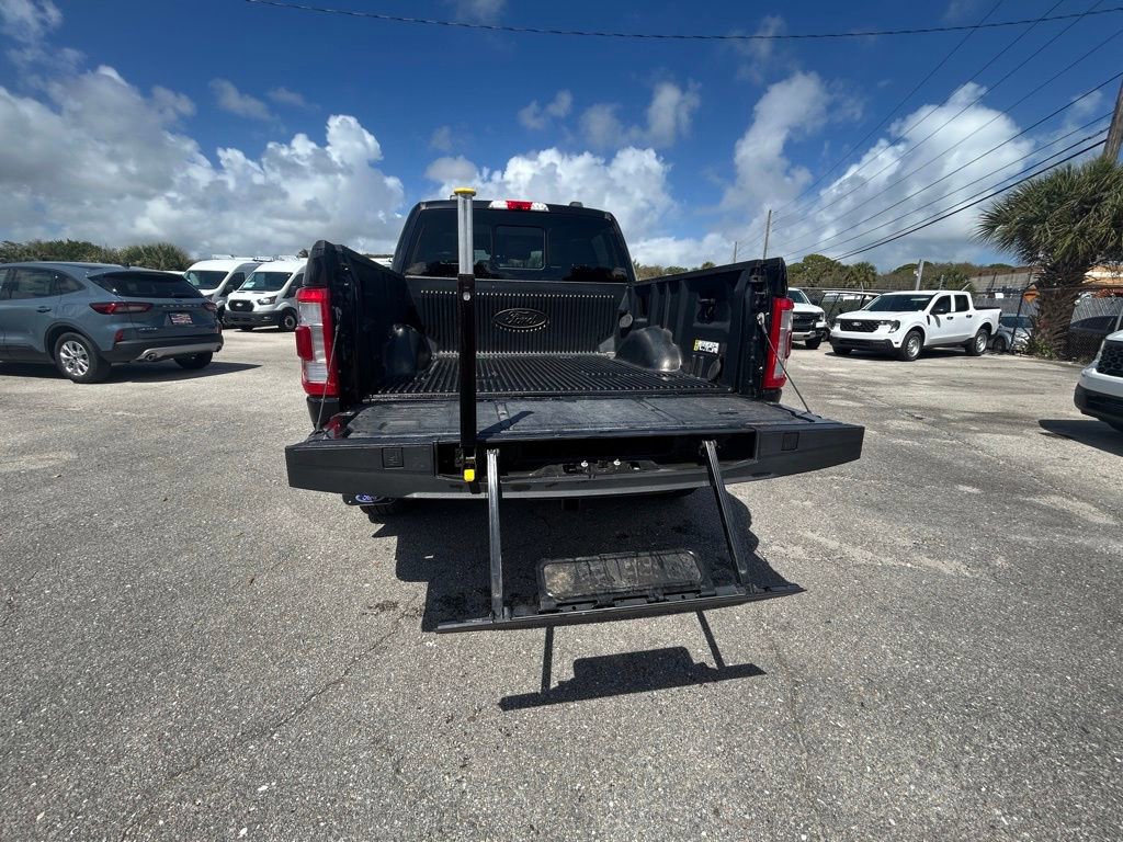 Certified 2022 Ford F150 Lariat image 38