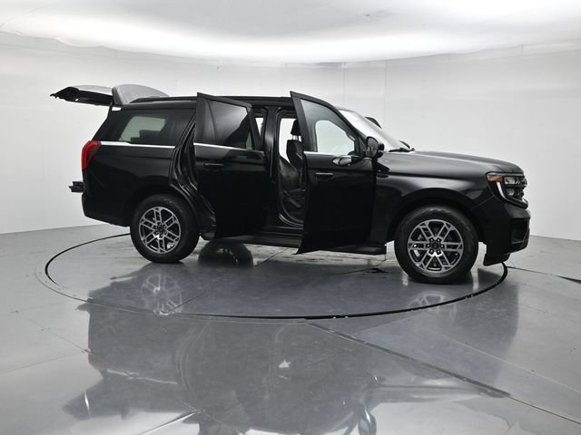 Certified 2025 Ford Expedition Active AWD/4WD image 56