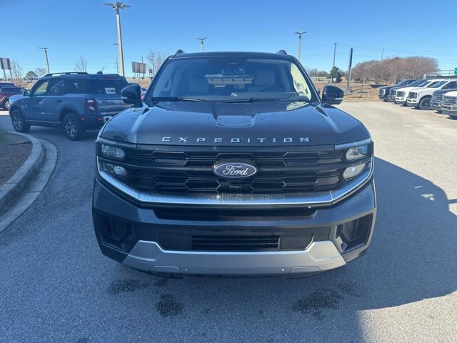 Certified 2025 Ford Expedition Max Platinum image 8