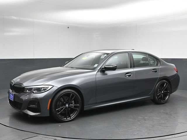 Used 2021 BMW 330i xDrive Sedan w/ M Sport Package AWD/4WD image 4