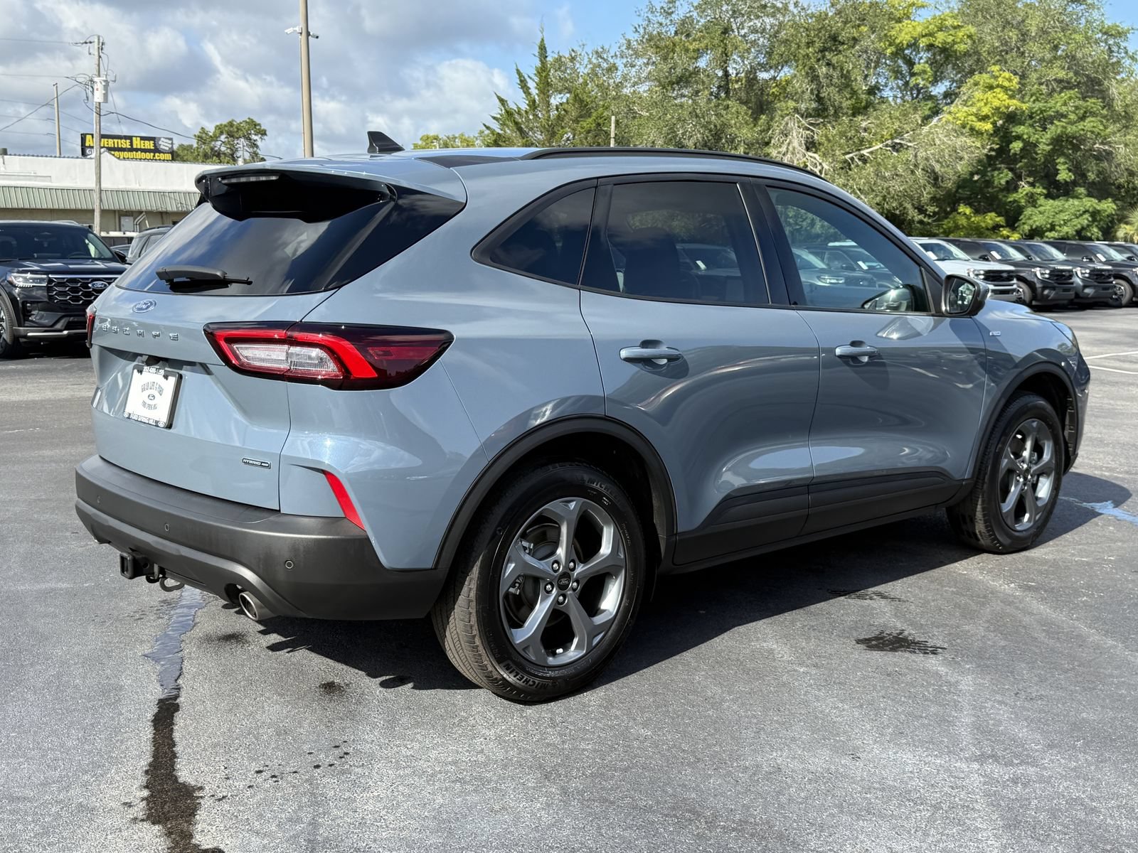 Certified 2025 Ford Escape ST-Line Select w/ Tech Pack #2 AWD/4WD image 5