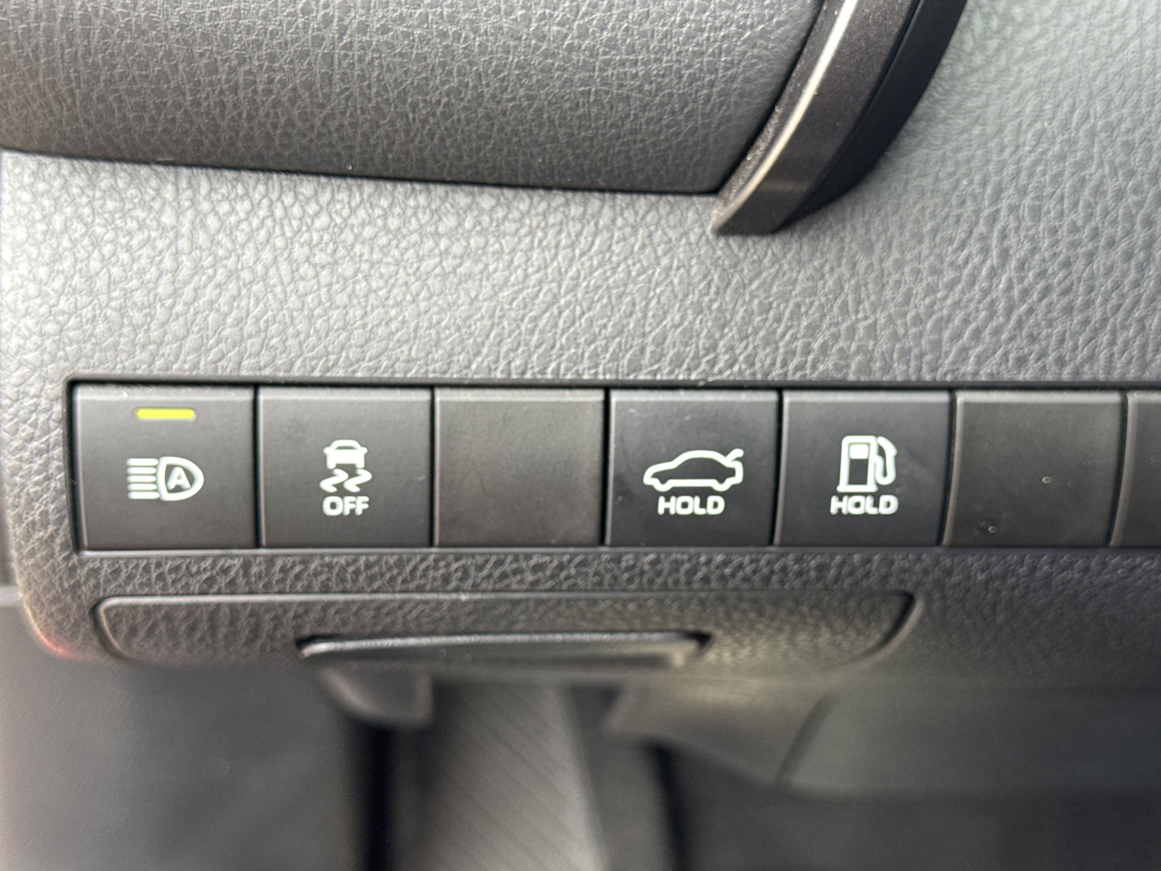 Used 2022 Toyota Camry XSE image 22