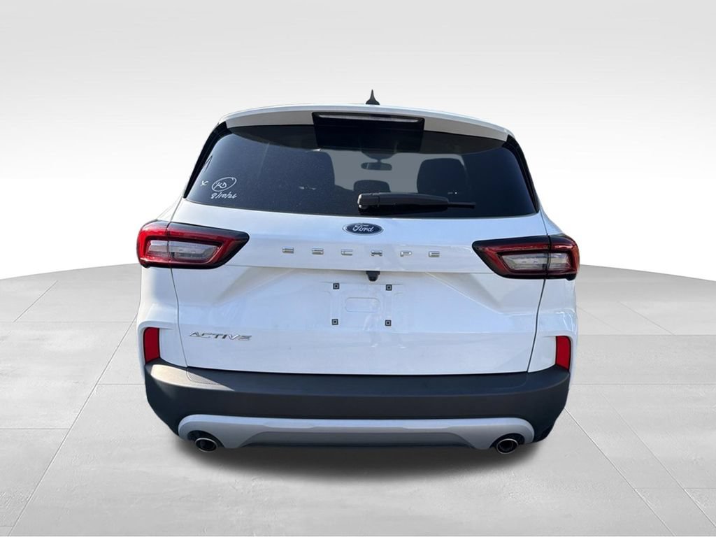Certified 2025 Ford Escape Active FWD image 5