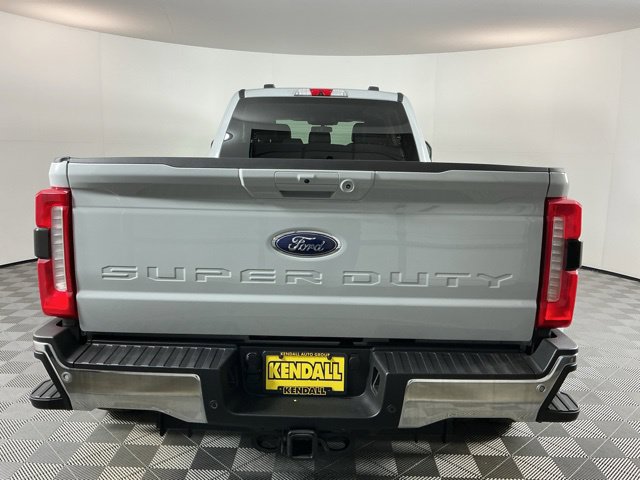 Certified 2025 Ford F450 Lariat w/ FX4 Off-Road Package AWD/4WD image 5