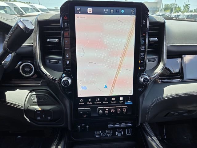 Used 2025 RAM 3500 Limited AWD/4WD image 24