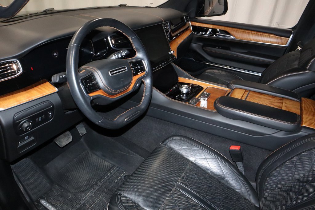 Used 2022 Jeep Grand Wagoneer Series III image 26