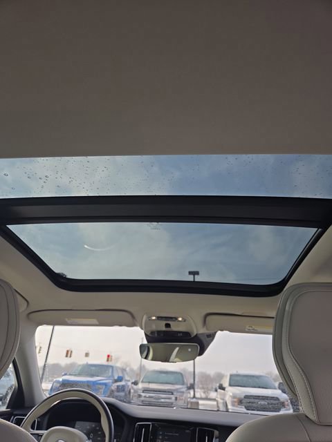 Used 2019 Volvo S60 T5 Momentum w/ Premium Package image 30