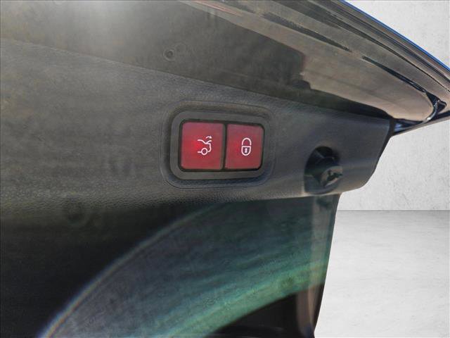 Used 2018 Mercedes-Benz E 300 image 7