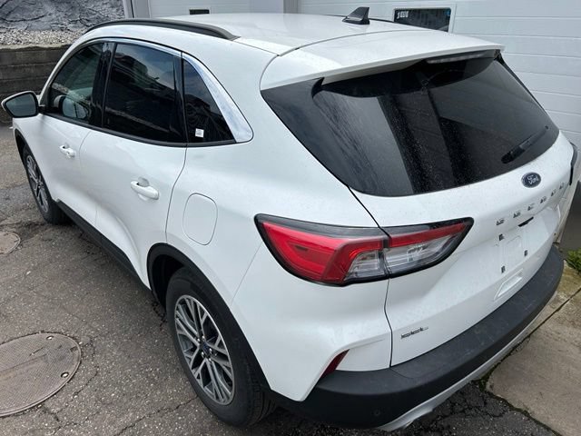 Certified 2020 Ford Escape SEL FWD image 4