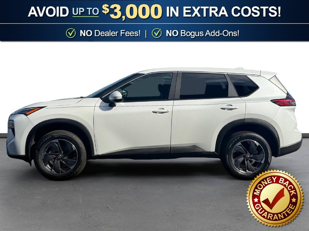Used 2024 Nissan Rogue SV FWD image 2