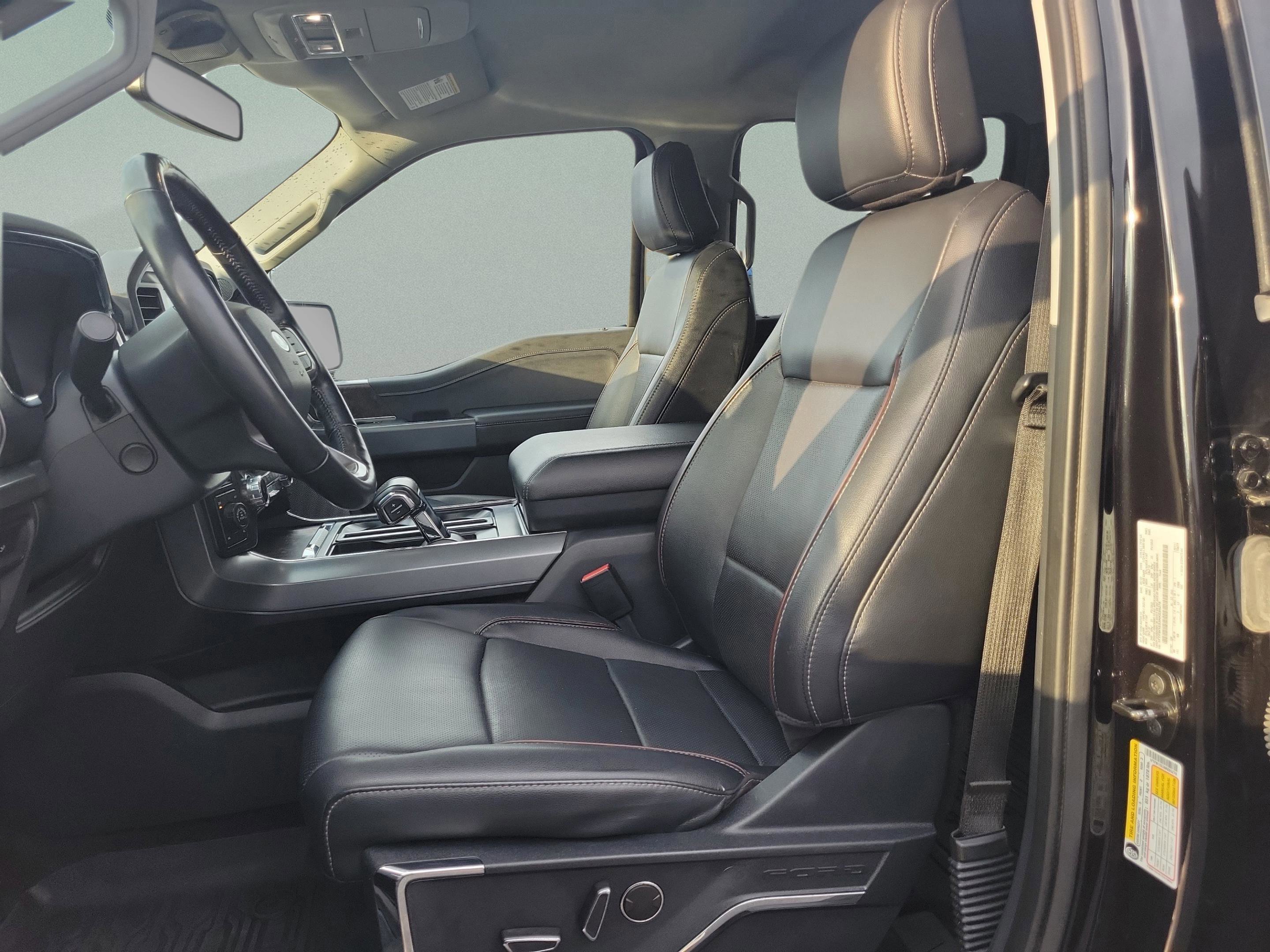 Certified 2022 Ford F150 Lariat w/ Equipment Group 502A High image 19