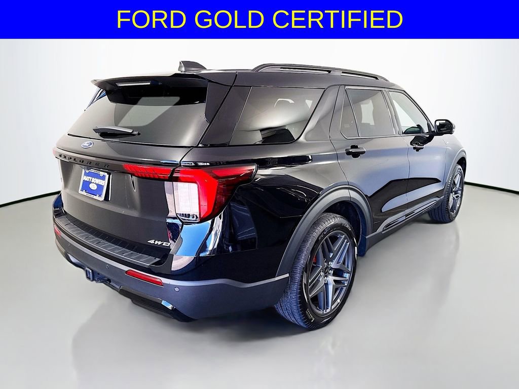 Certified 2025 Ford Explorer ST-Line w/ ST-Line Street Pack image 5