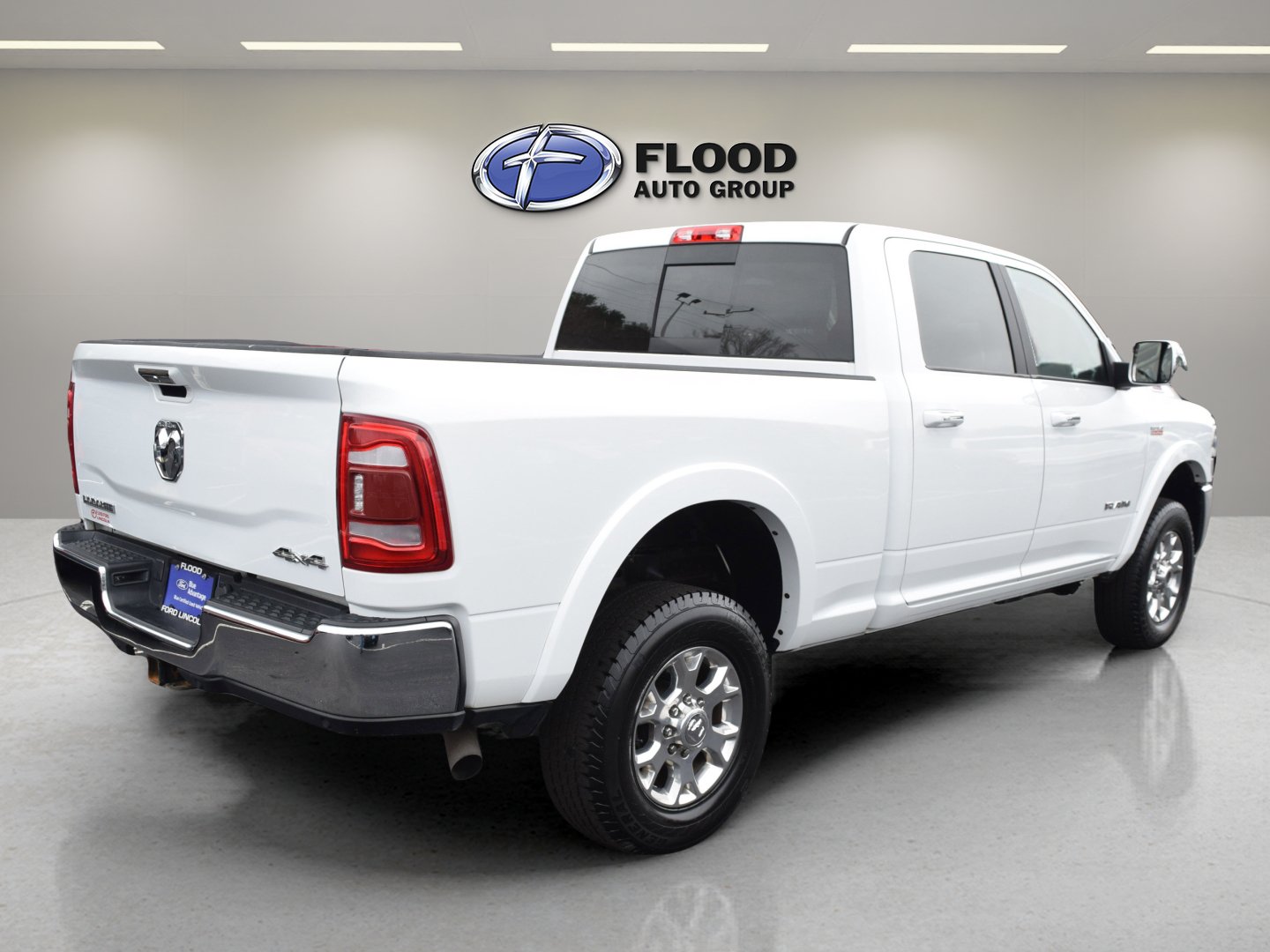 Used 2022 RAM 2500 Laramie w/ Snow Chief Group AWD/4WD image 4