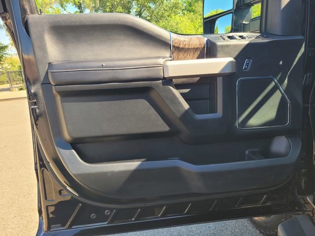 Certified 2017 Ford F250 Lariat w/ Chrome Package image 16