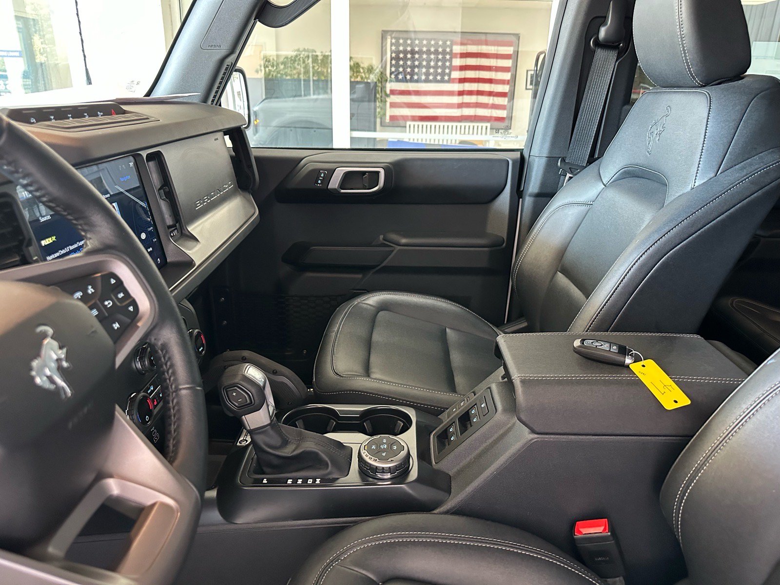 Certified 2026 Ford Bronco Badlands w/ Sasquatch Package AWD/4WD image 19