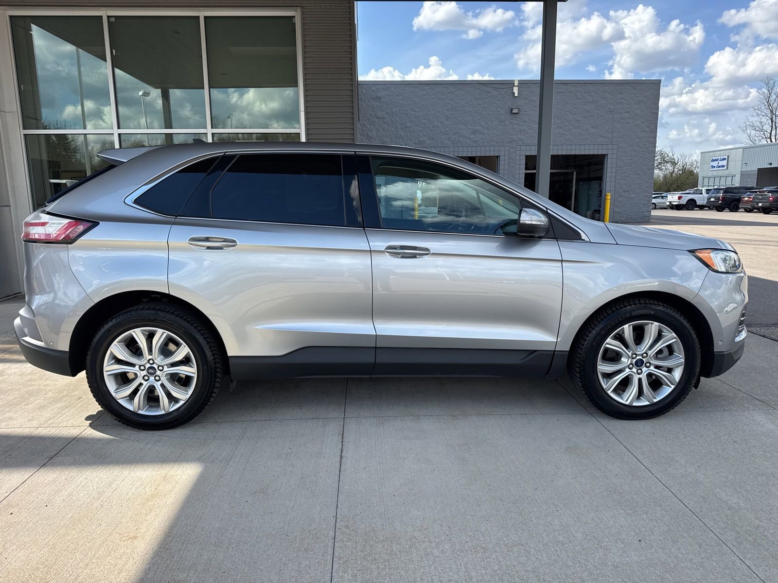 Certified 2021 Ford Edge Titanium w/ Equipment Group 301A AWD/4WD image 2