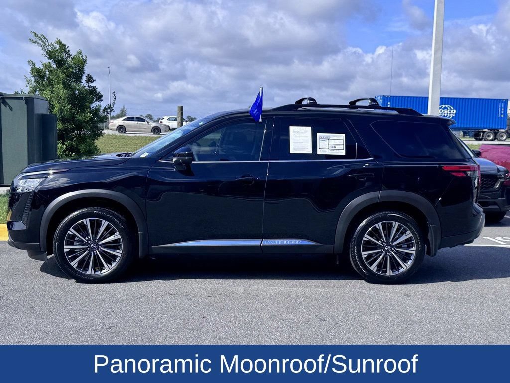 Used 2026 Nissan Pathfinder Platinum w/ Cargo Package FWD video 4