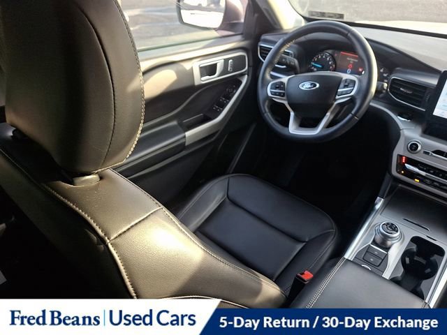 Certified 2022 Ford Explorer XLT w/ Equipment Group 202A image 15