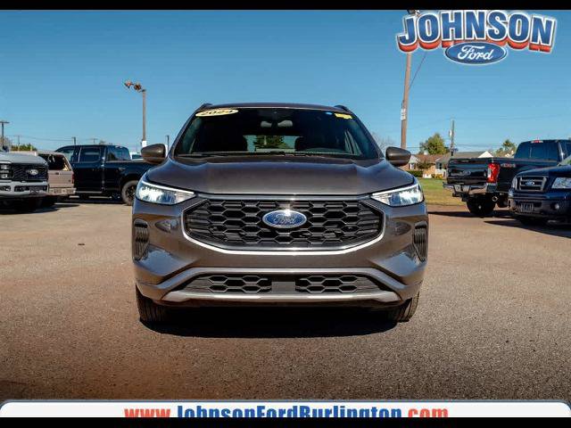 Certified 2024 Ford Escape ST-Line w/ Tech Pack #1 AWD/4WD image 7