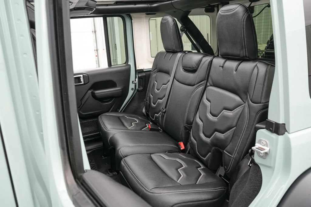 Used 2023 Jeep Wrangler Unlimited Sport w/ Sun And Sound Package AWD/4WD image 40