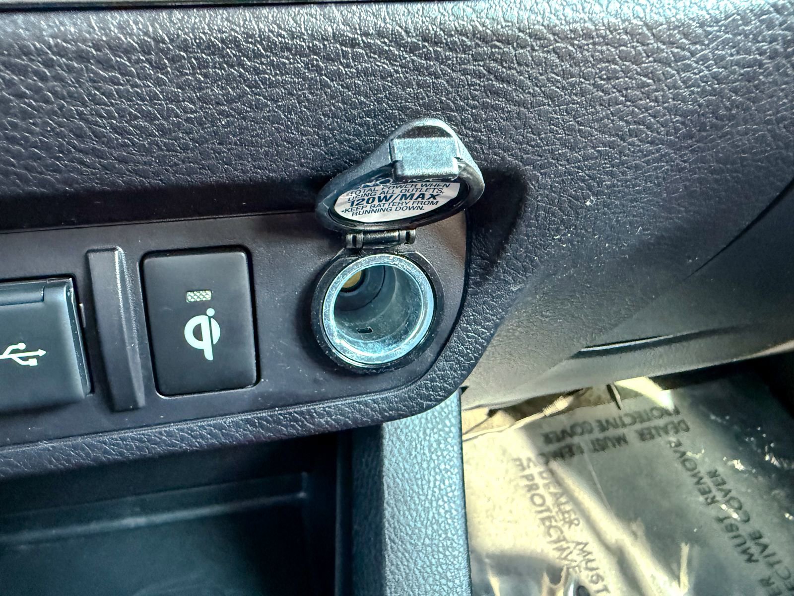 Used 2023 Toyota Tacoma TRD Sport w/ Black Out Package (TMS) image 25