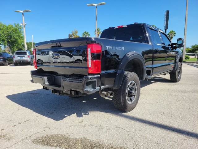 Certified 2024 Ford F250 Lariat w/ Lariat Ultimate Package AWD/4WD image 6