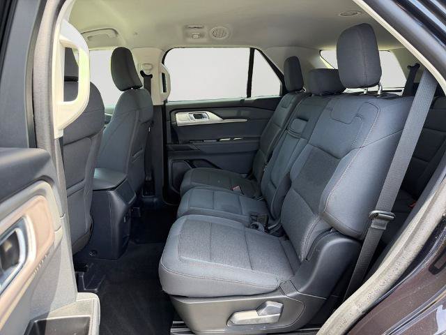 Certified 2025 Ford Explorer Active RWD image 15
