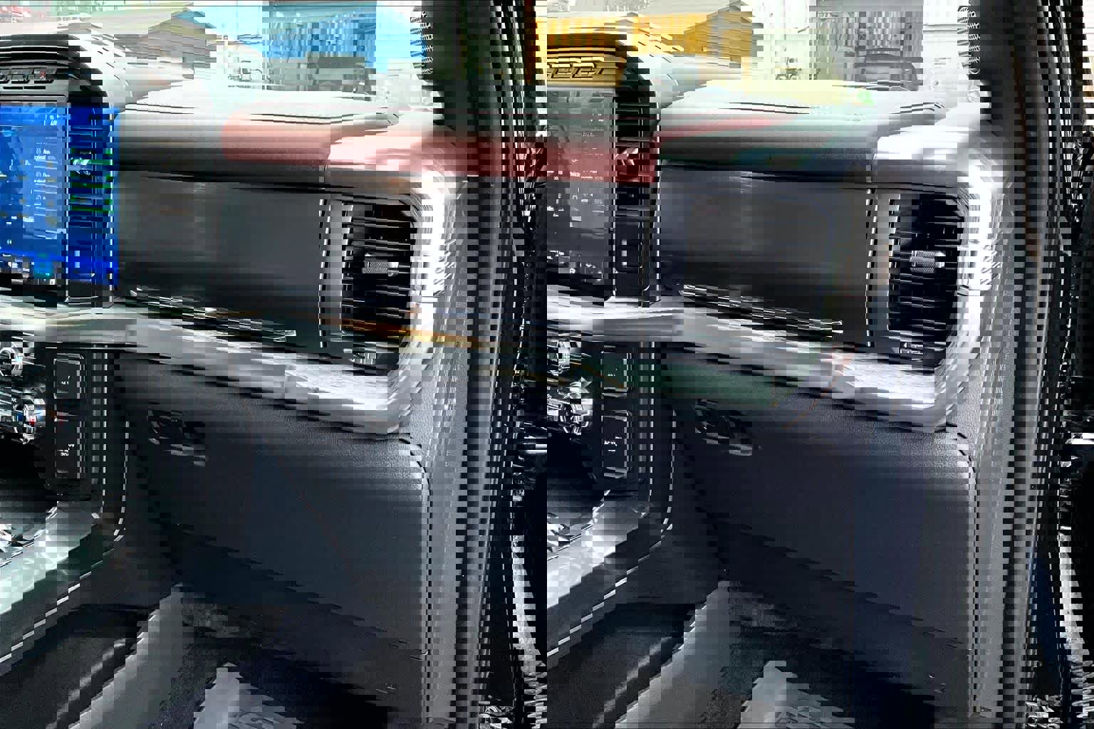 Certified 2021 Ford F150 Lariat w/ Max Trailer Tow Package image 18