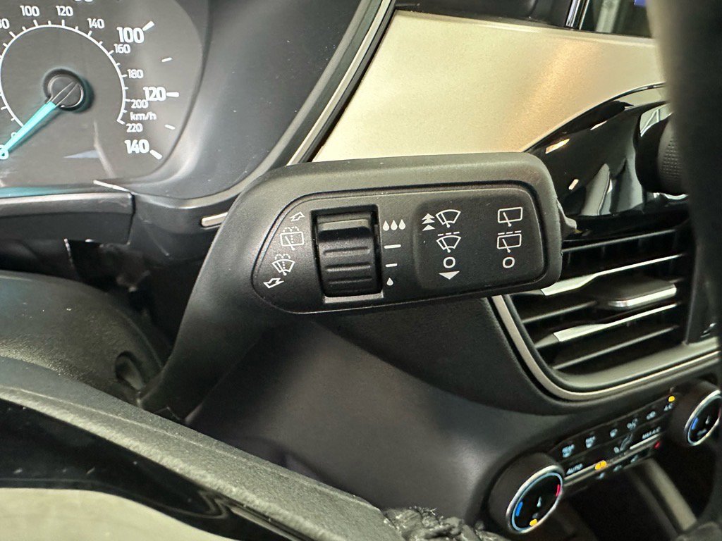 Certified 2022 Ford Escape SEL image 43