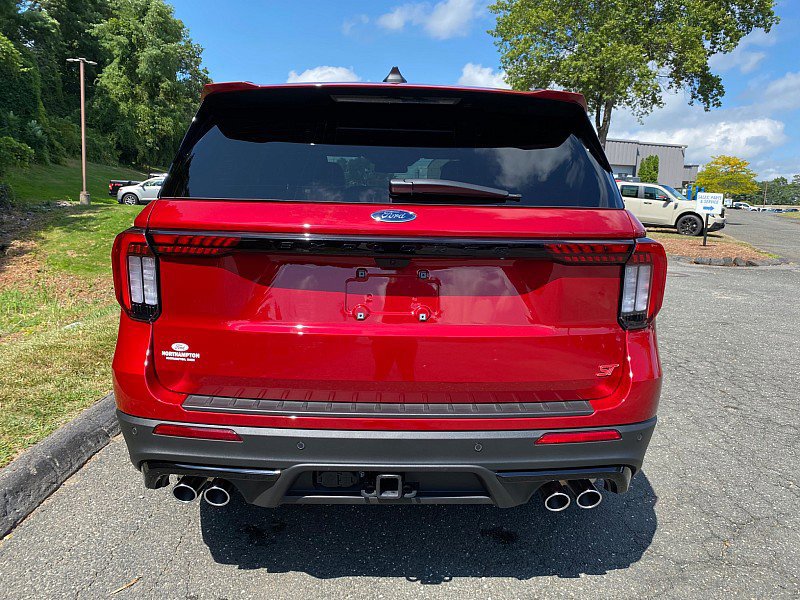 Certified 2025 Ford Explorer ST w/ Sun And Sound Package image 4