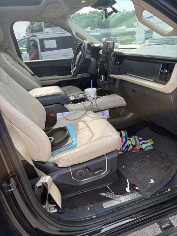 Certified 2023 Ford Expedition Platinum AWD/4WD image 22