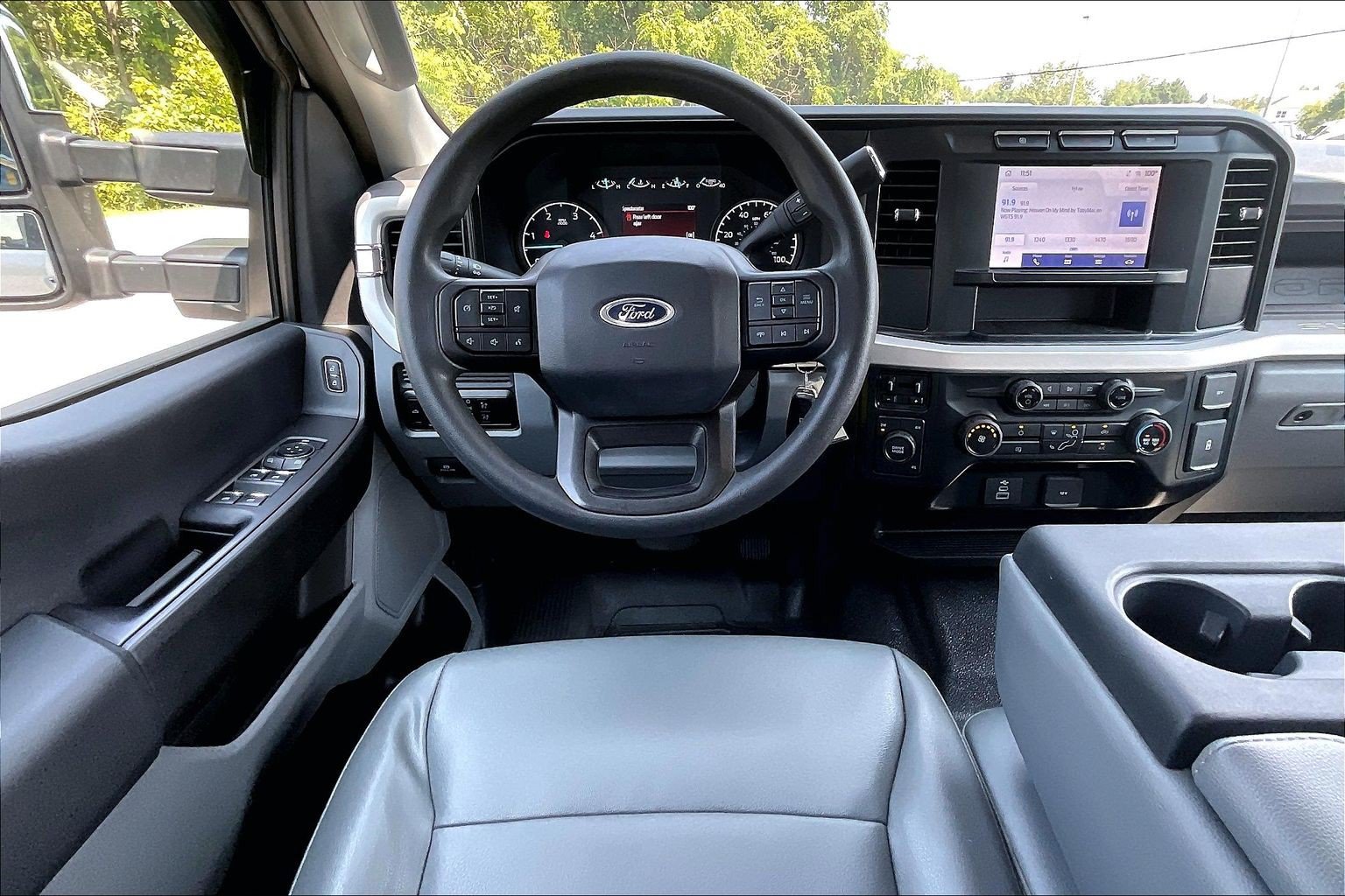 Certified 2023 Ford F250 XL AWD/4WD image 5