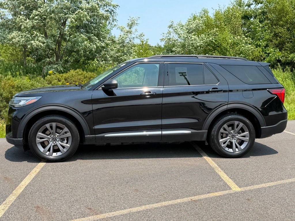 Certified 2025 Ford Explorer Active w/ Active Comfort Package AWD/4WD image 30