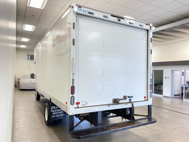 Certified 2023 Ford E-450 and Econoline 450 Super Duty w/ Power Windows & Locks Group RWD image 5