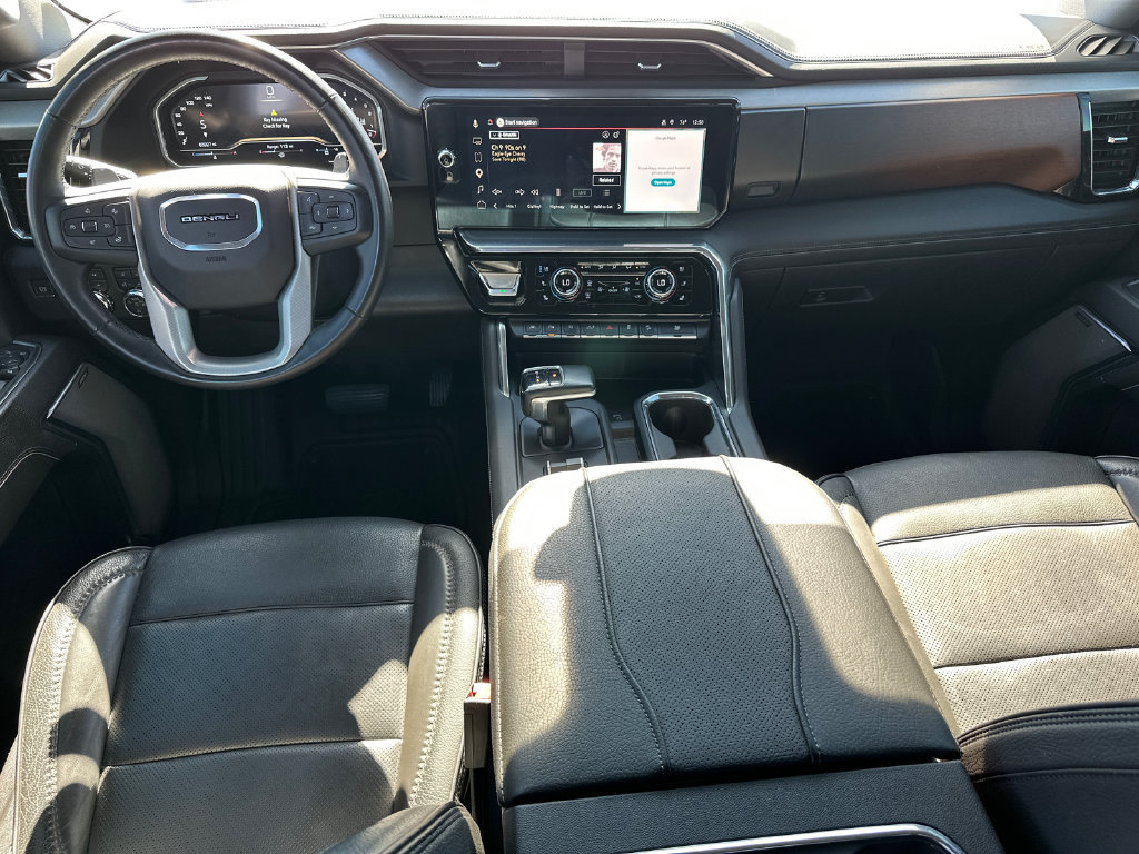 Used 2023 GMC Sierra 1500 Denali w/ Denali Reserve Package AWD/4WD image 24