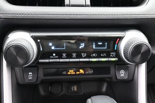 Used 2025 Toyota RAV4 LE FWD image 23