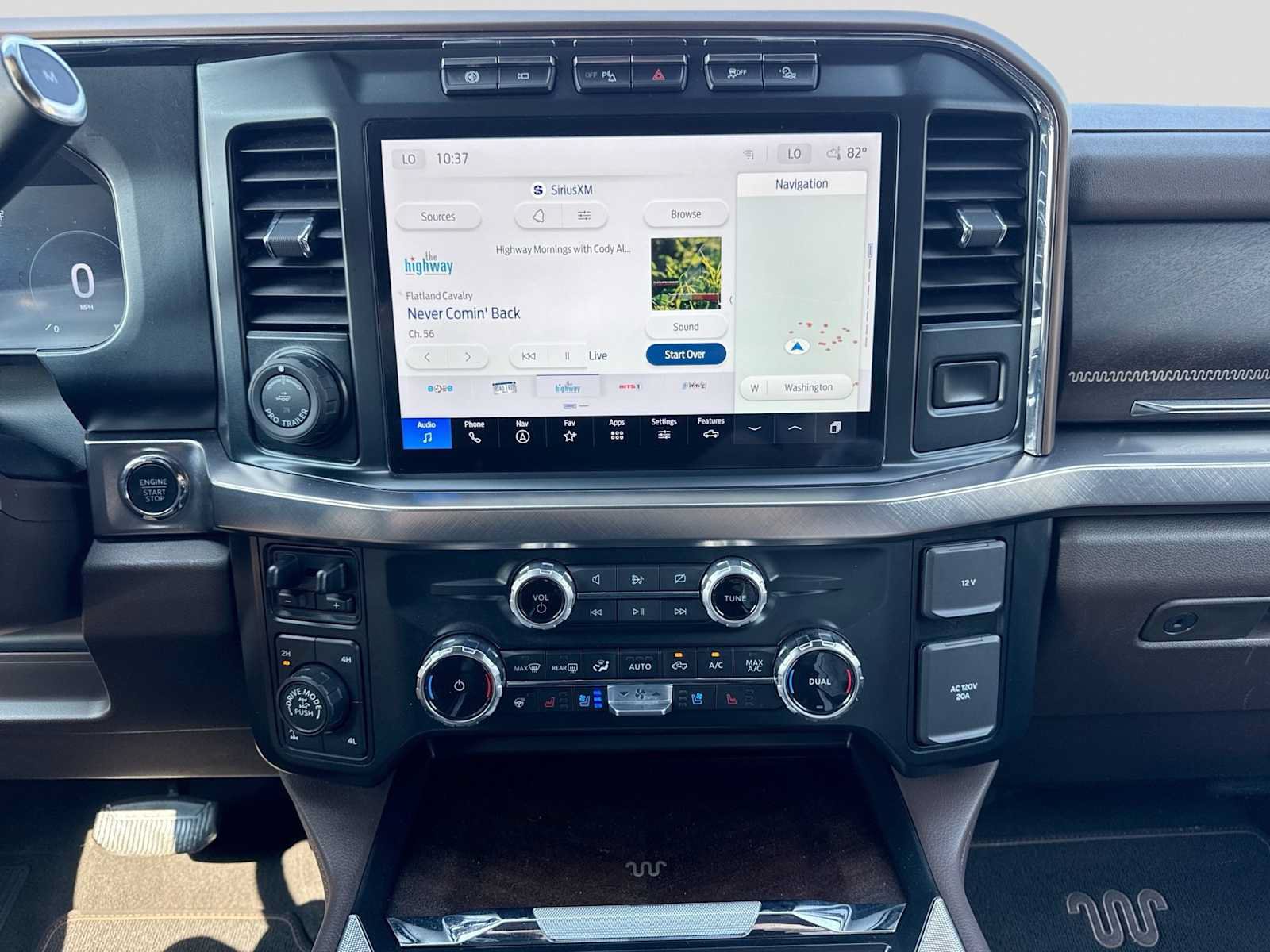 Certified 2023 Ford F250 King Ranch w/ Tremor Off-Road Package AWD/4WD image 28