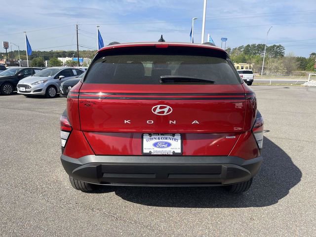 Used 2025 Hyundai Kona SEL AWD/4WD image 3