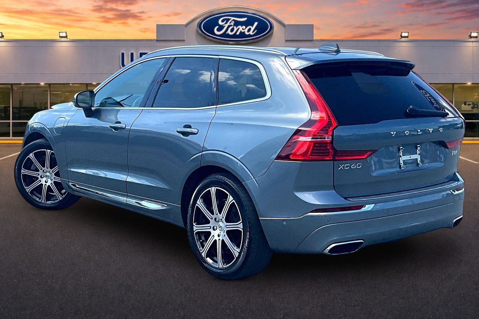 Used 2020 Volvo XC60 T8 Inscription AWD/4WD image 2