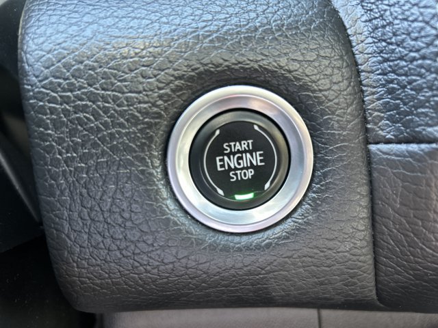 Used 2022 GMC Yukon Denali AWD/4WD image 36