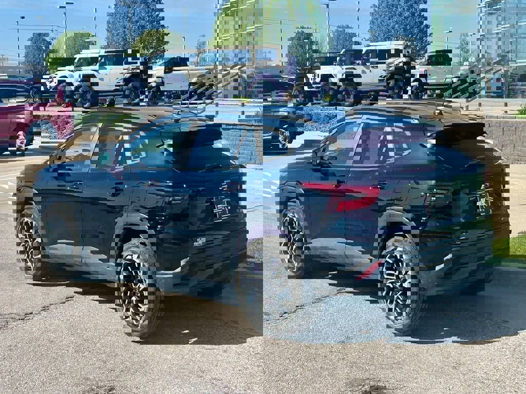 Used 2024 Chevrolet Trax RS w/ Driver Confidence Package FWD image 4