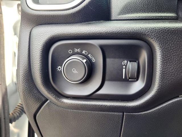 Used 2022 RAM 2500 Big Horn AWD/4WD image 18