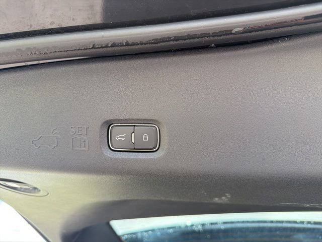 Certified 2025 Ford Expedition Platinum AWD/4WD image 11