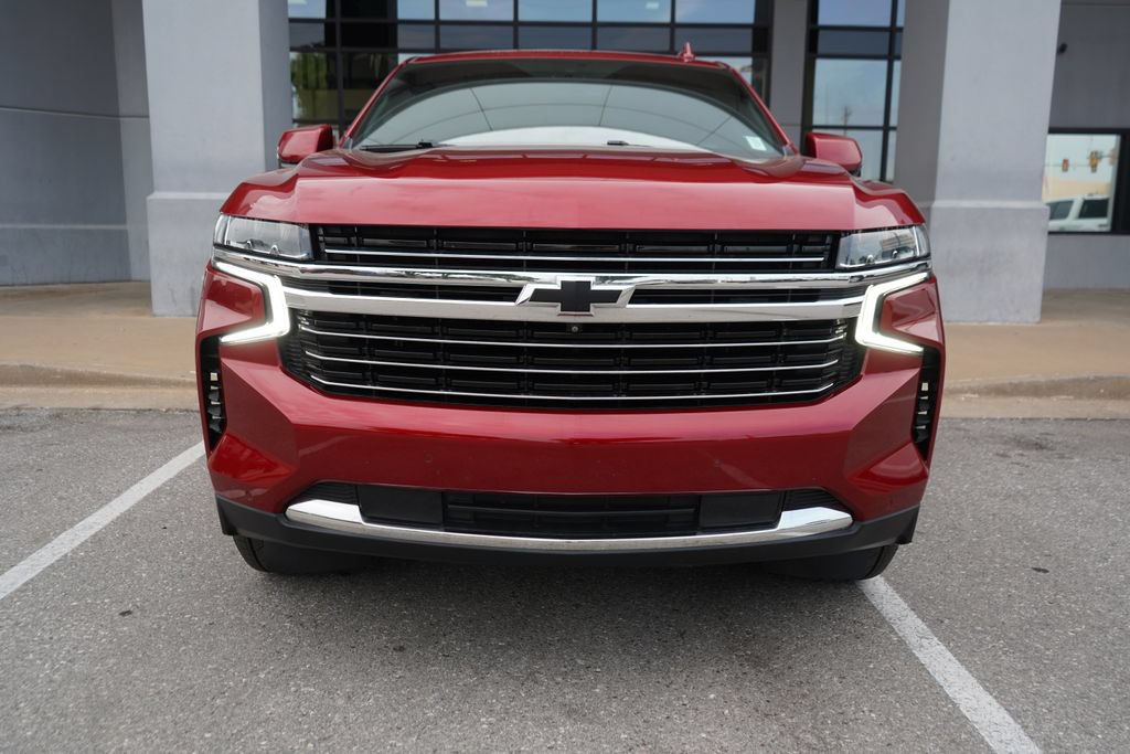 Used 2022 Chevrolet Tahoe LT w/ Luxury Package AWD/4WD image 3