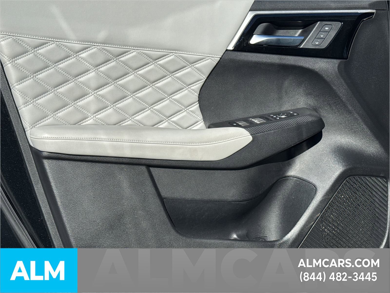 Used 2023 Mitsubishi Outlander SEL image 12