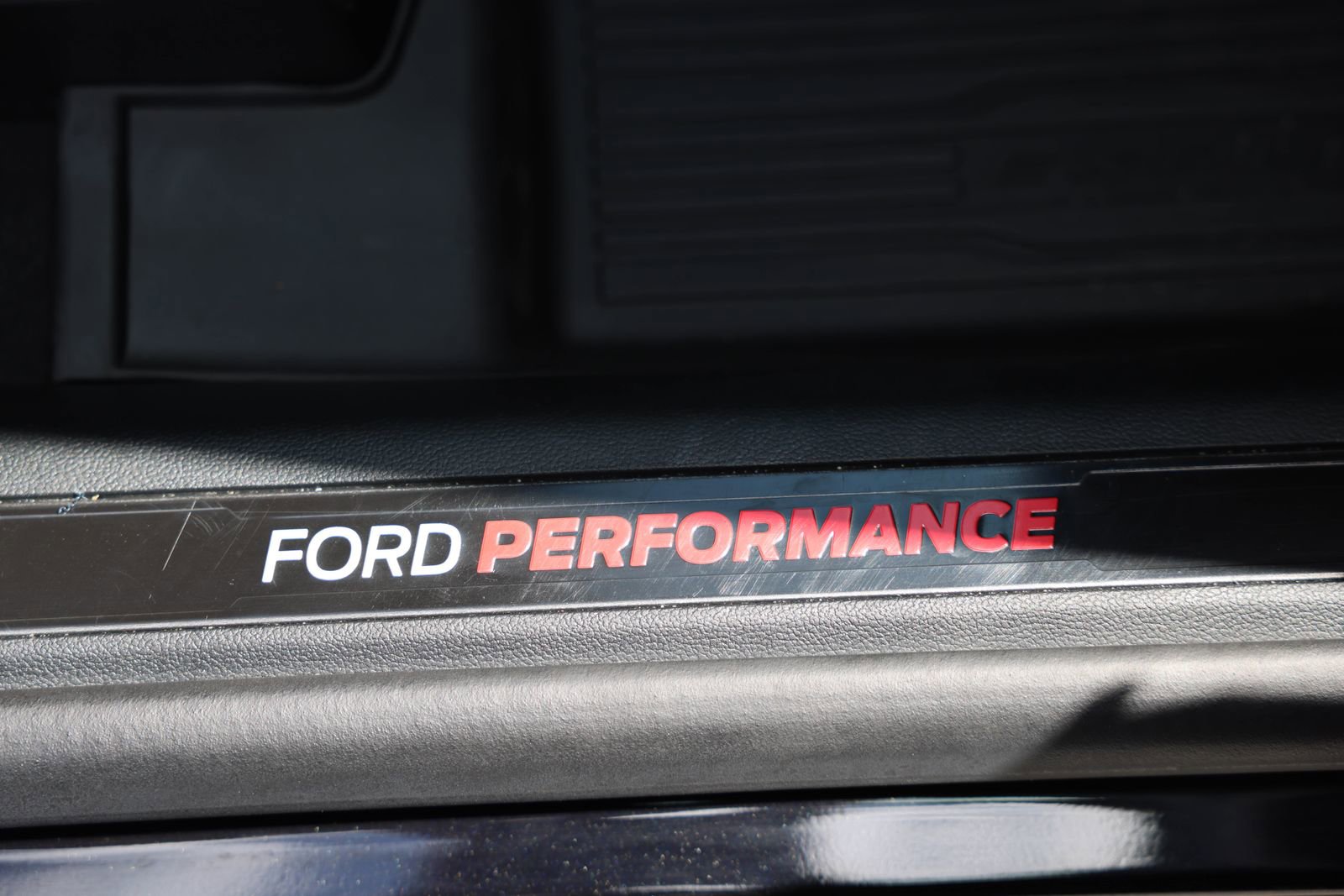 Certified 2023 Ford Explorer ST AWD/4WD image 10