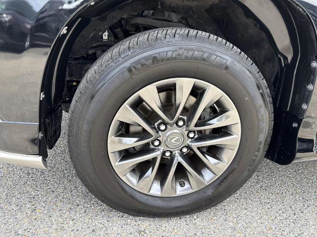 Used 2018 Lexus GX 460 Premium AWD/4WD image 35