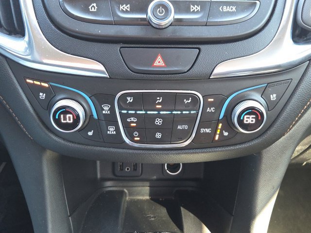 Used 2018 Chevrolet Equinox Premier FWD image 32