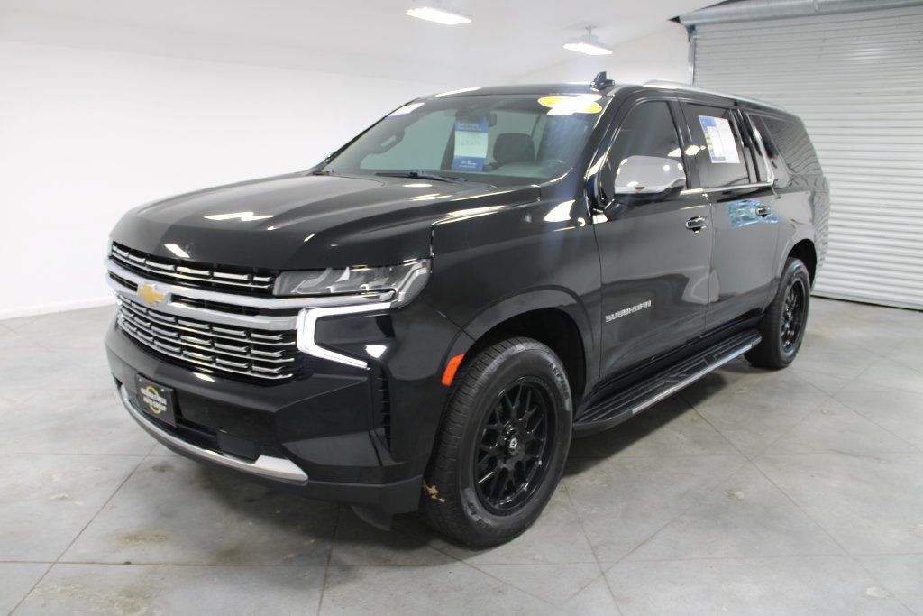 Used 2022 Chevrolet Suburban Premier RWD image 5